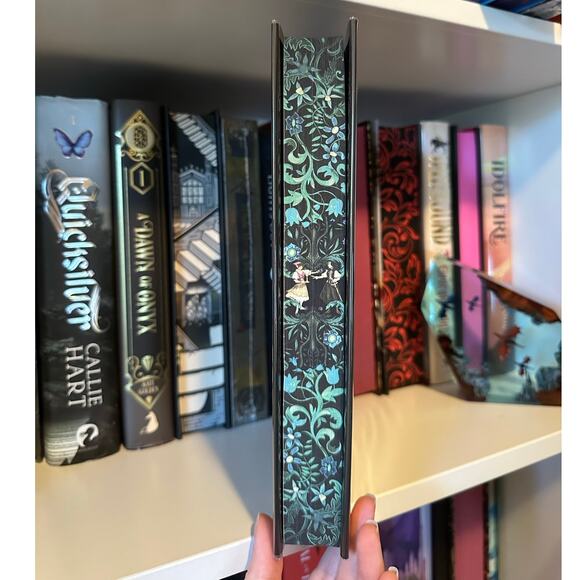 Goldsboro Signed The Maiden And Her Monster By Maddie Martinez - Picture 2 of 7